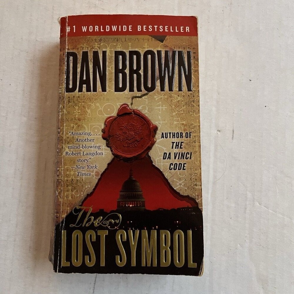 The Lost Symbol Robert Langdon by Dan Brown Paperback Book